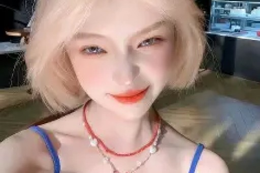 小红书该不该绑紧赵露思？
