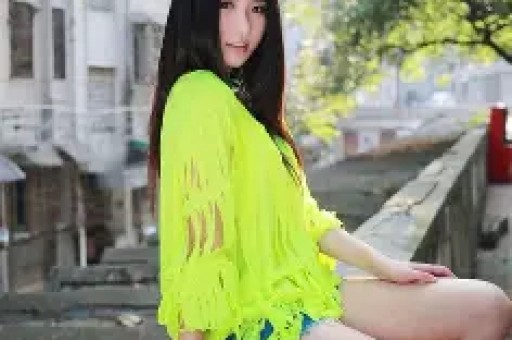 曾自称“覃海洋未婚妻”网红被指诈骗或达数亿警方回应