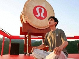 朱一龙击鼓风波升级！曾去日本神社祈福等黑料被扒还牵扯到龚俊